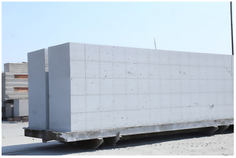 鲁甸加气块 加气砌块 轻质砖气孔结构及其影响因素